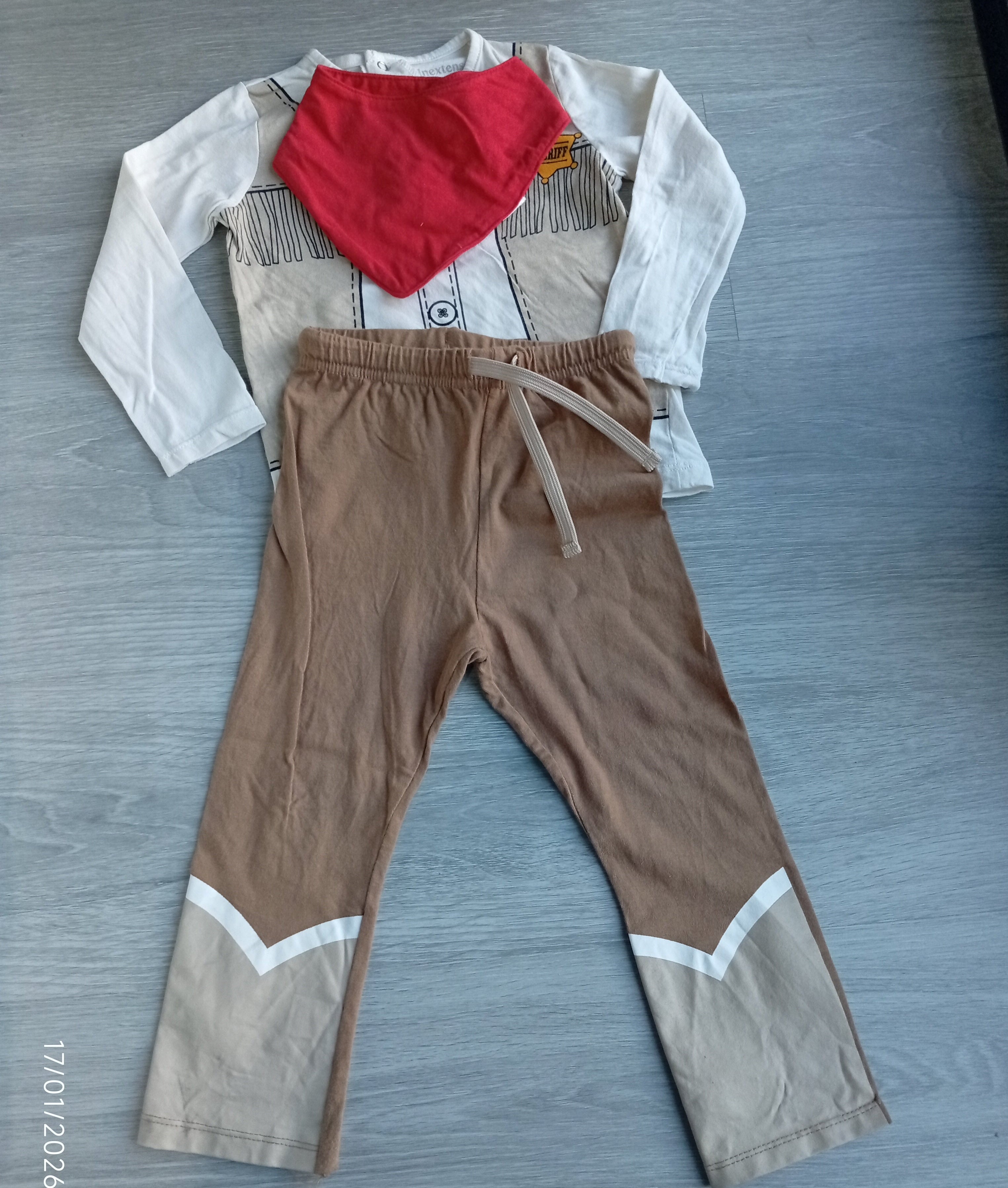 Fato cowboy 2/3 anos