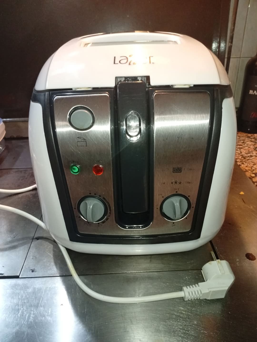 Fritadeira a óleo como nova